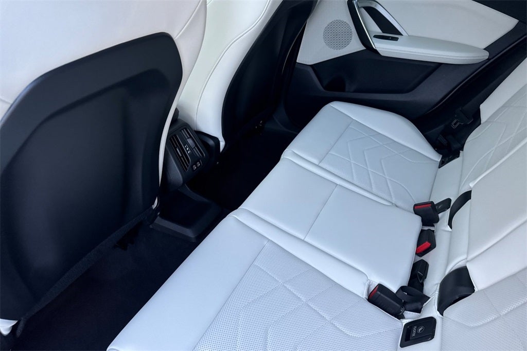 2026 BMW X2 XDR28I xDrive28i