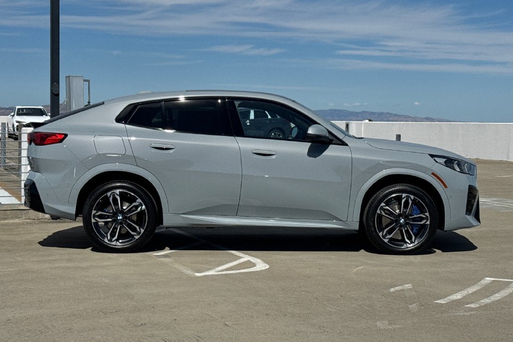 2026 BMW X2 xDrive28i