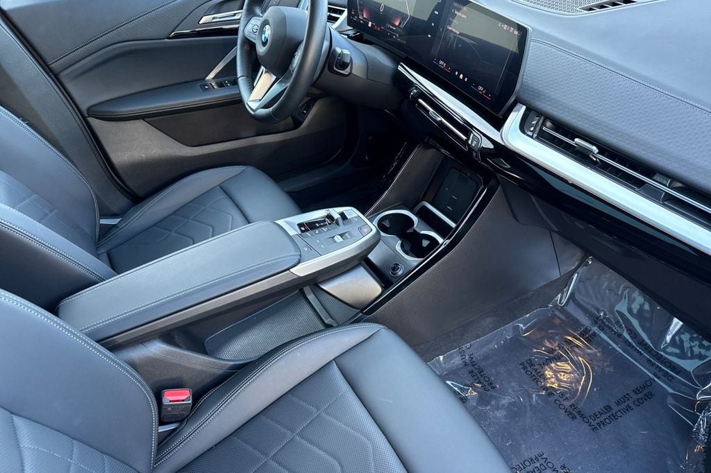 2025 BMW X2 xDrive28i