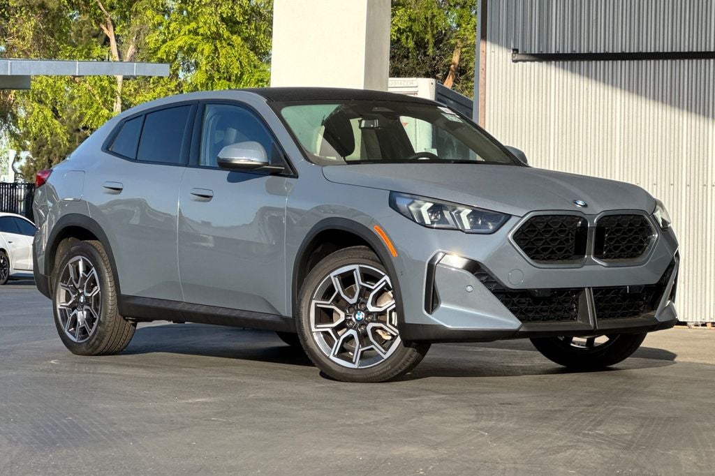 2025 BMW X2 xDrive28i