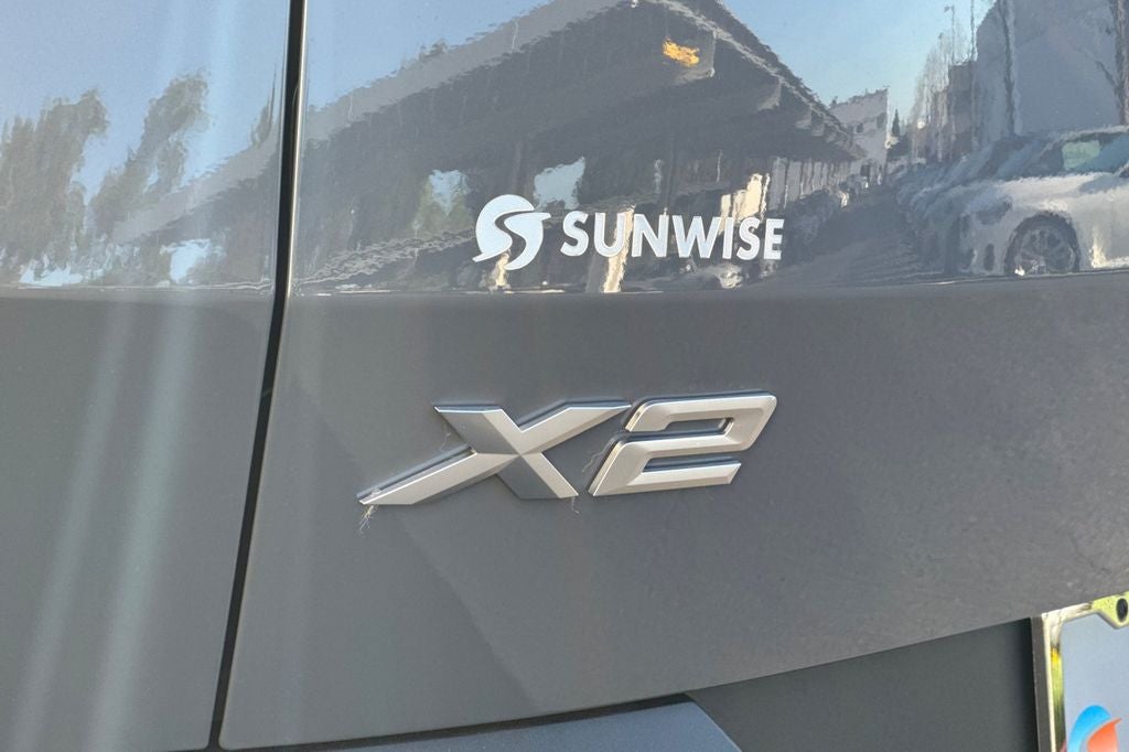 2025 BMW X2 xDrive28i