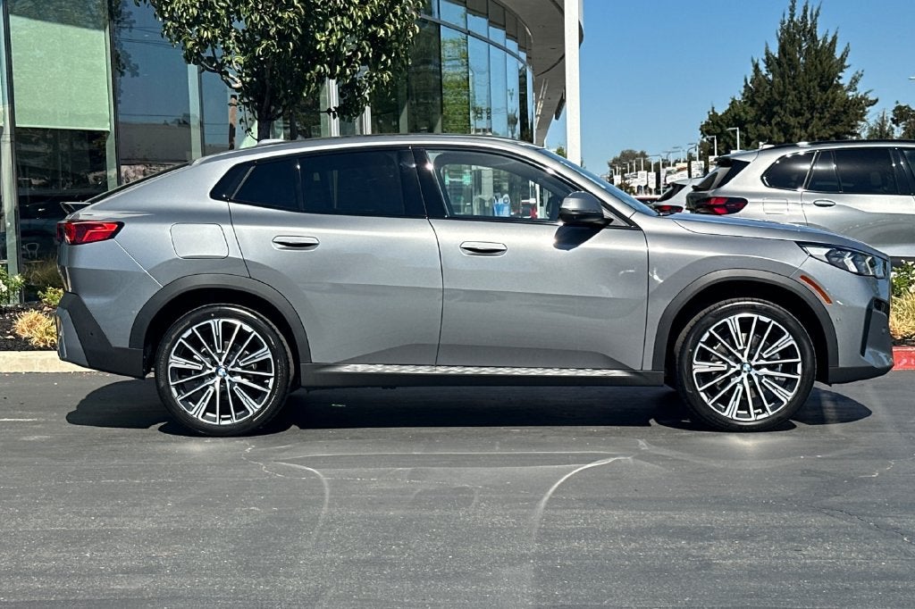 2027 BMW X2 XDRIVE 28I Base
