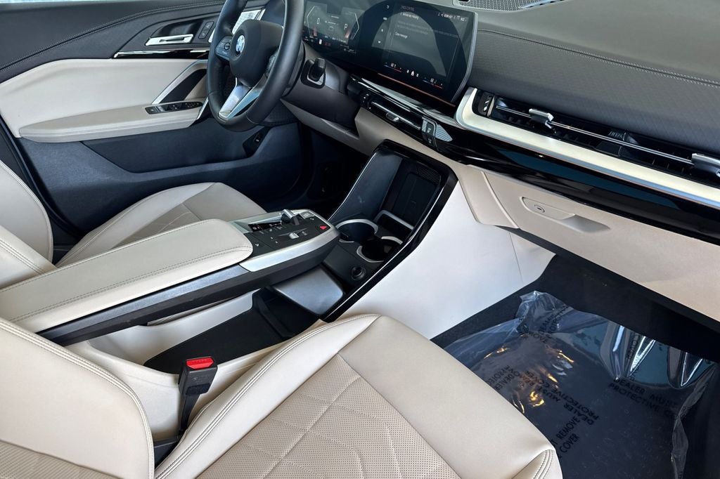 2025 BMW X2 xDrive28i