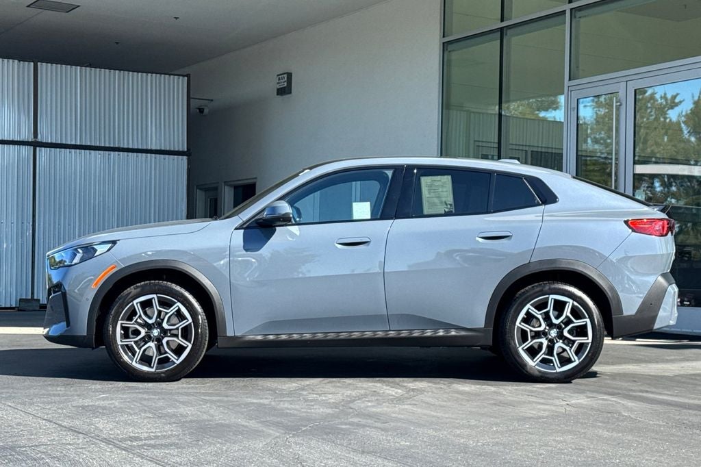 2025 BMW X2 xDrive28i