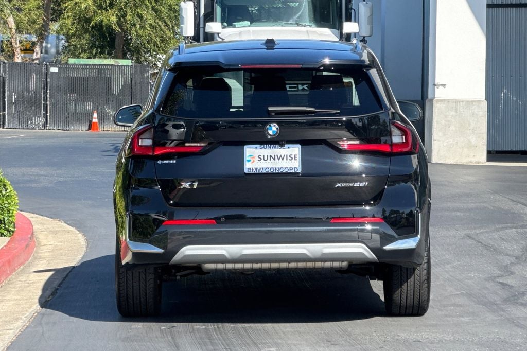 2025 BMW X1 xDrive28i