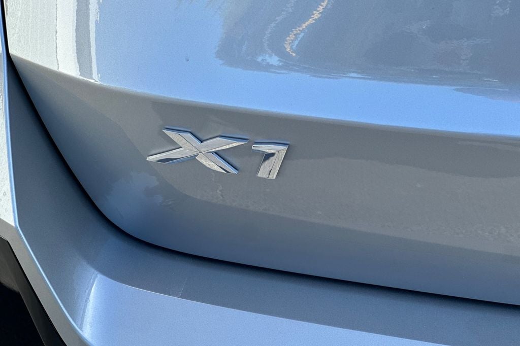 2027 BMW X1 XDRIVE 28I
