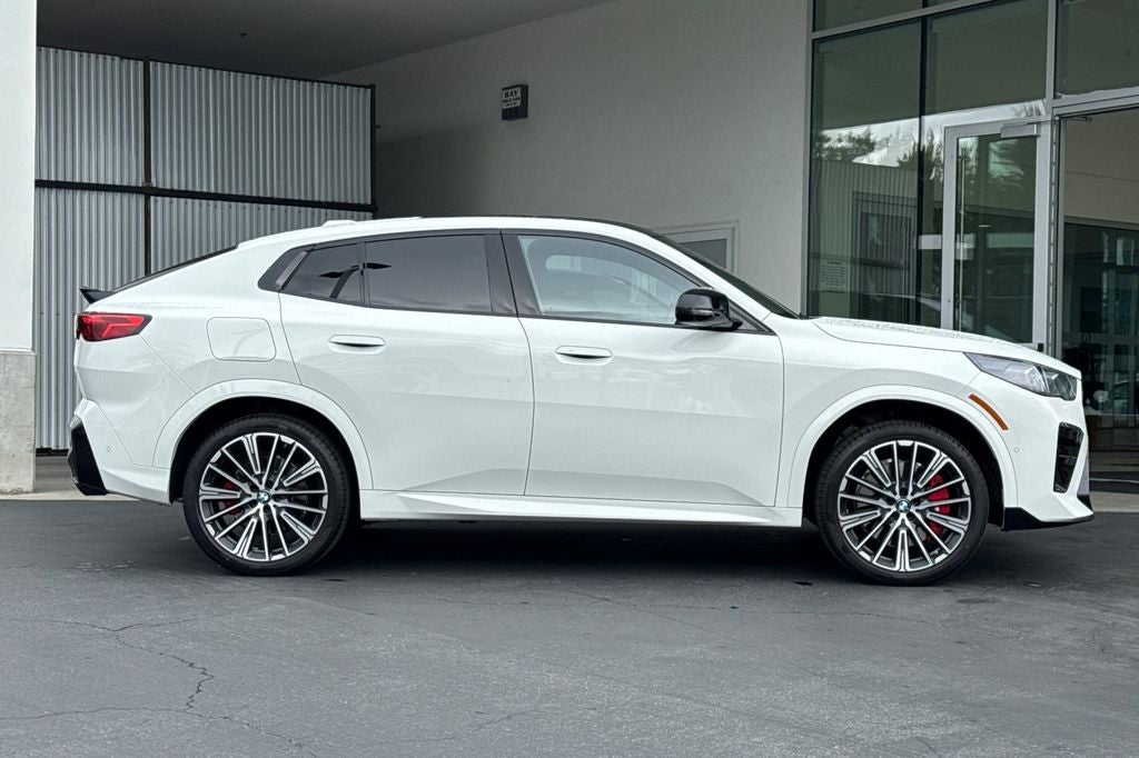 2026 BMW X2 M35i