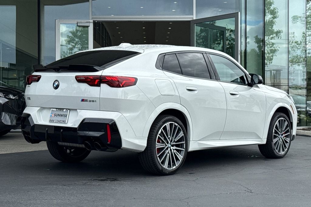 2026 BMW X2 M35i