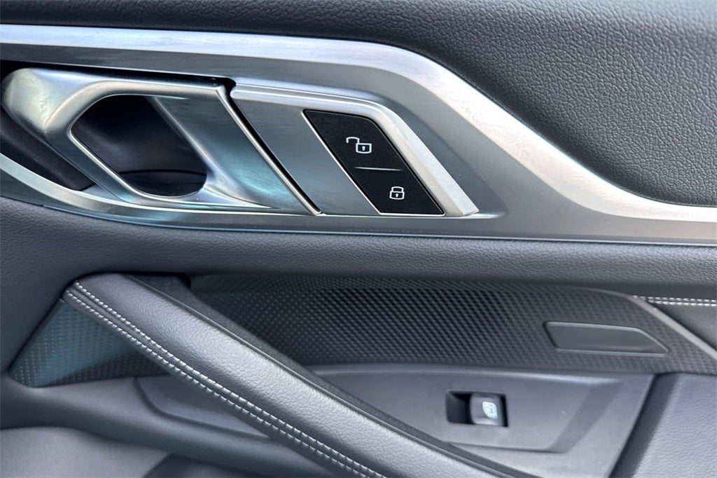 2025 BMW i4 eDrive40