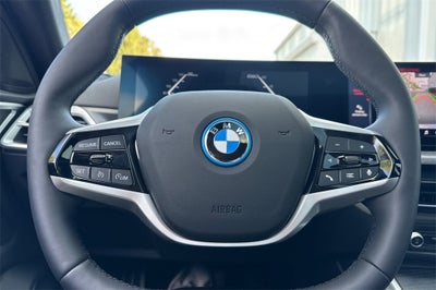 2025 BMW i4 eDrive40