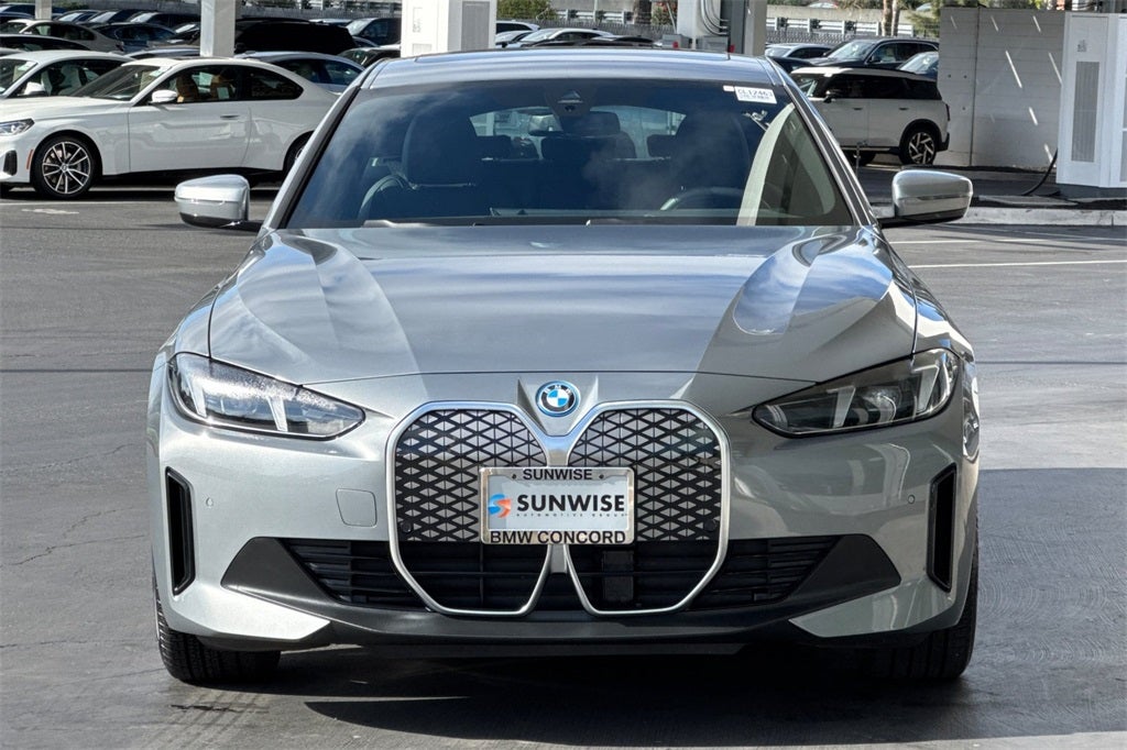 2025 BMW i4 eDrive40