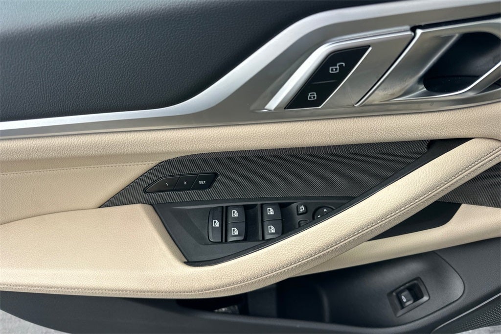 2025 BMW i4 eDrive40