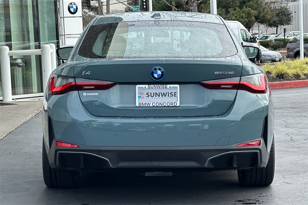 2025 BMW i4 eDrive40