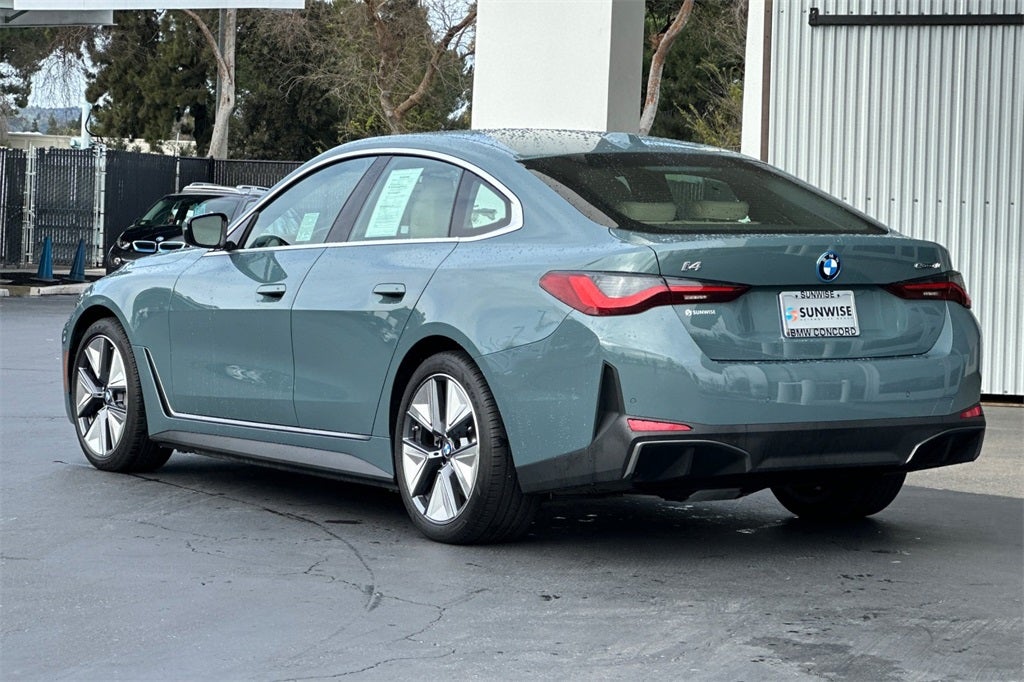 2025 BMW i4 eDrive40