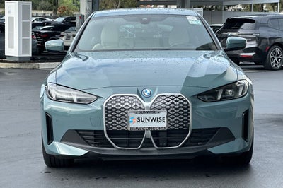2025 BMW i4 eDrive40