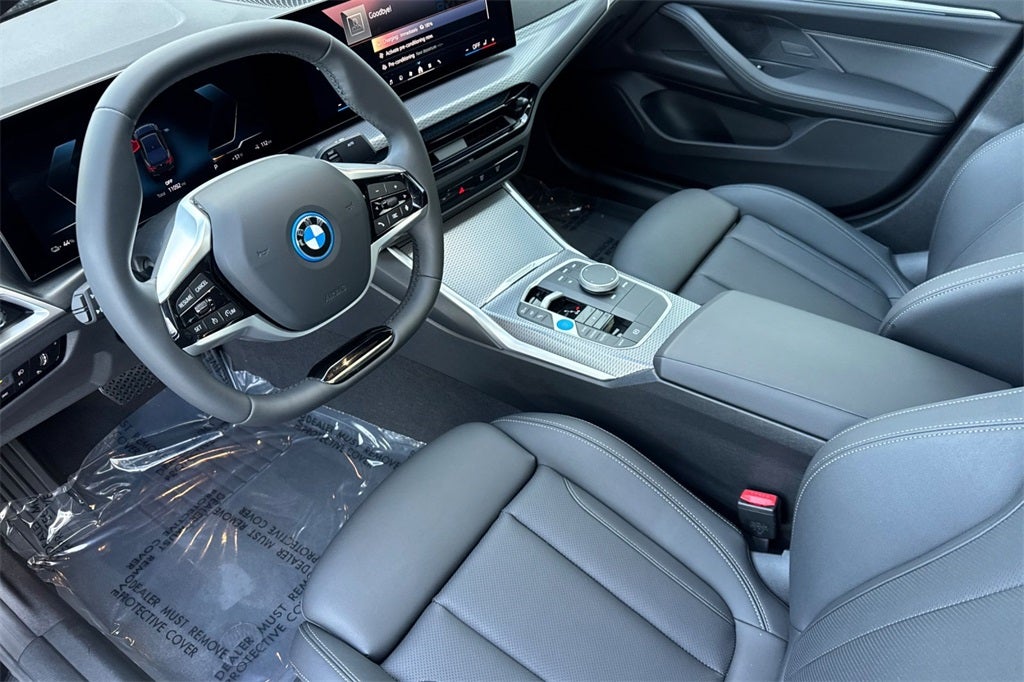 2025 BMW i4 eDrive40