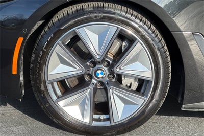 2025 BMW i4 eDrive40