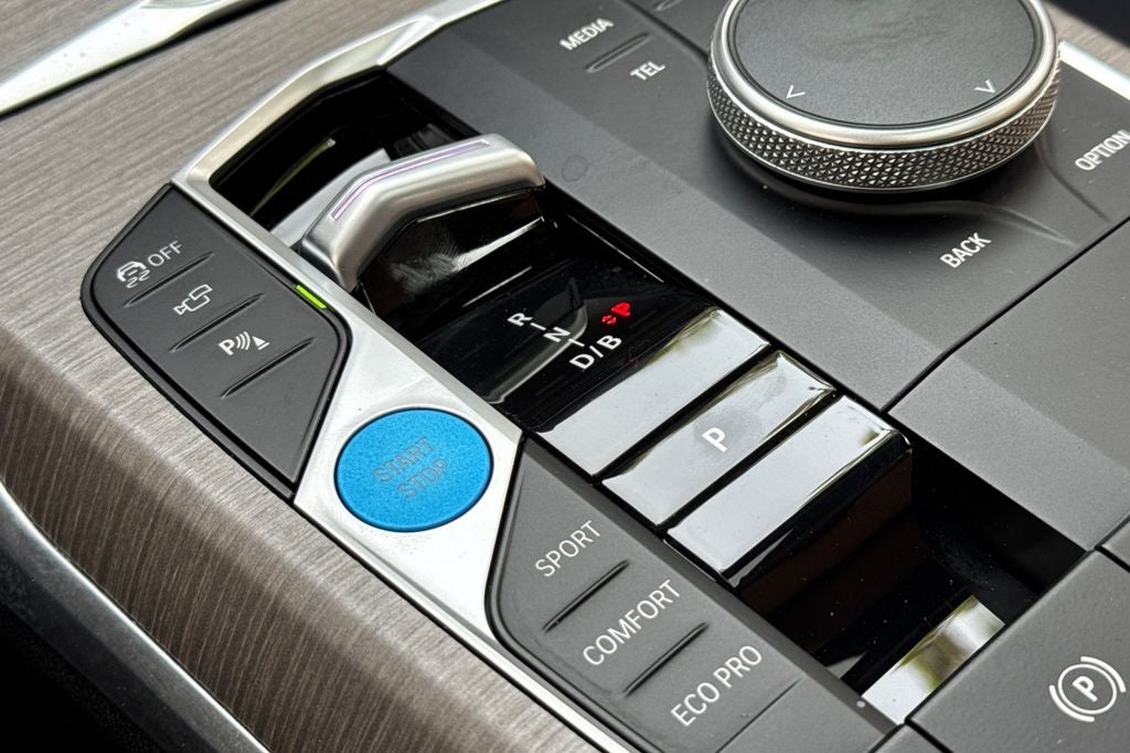 2025 BMW i4 eDrive40