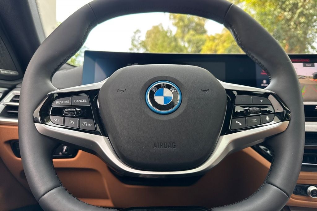 2025 BMW i4 eDrive40