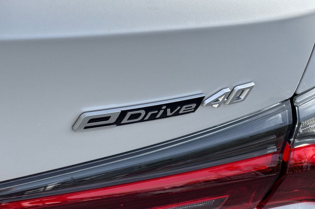 2025 BMW i4 eDrive40