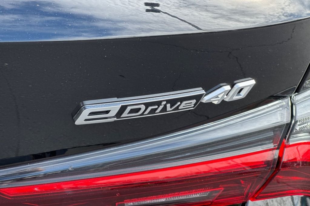 2025 BMW i4 eDrive40