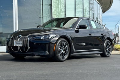 2025 BMW i4 eDrive40