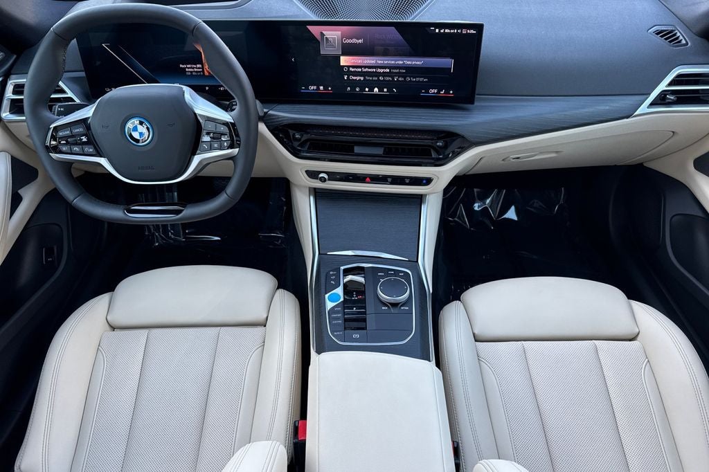 2025 BMW i4 eDrive40