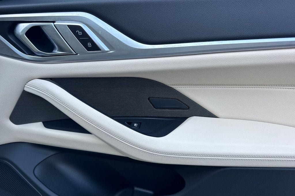 2025 BMW i4 eDrive40