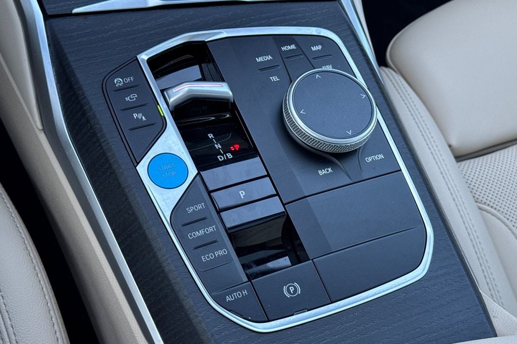 2025 BMW i4 eDrive40