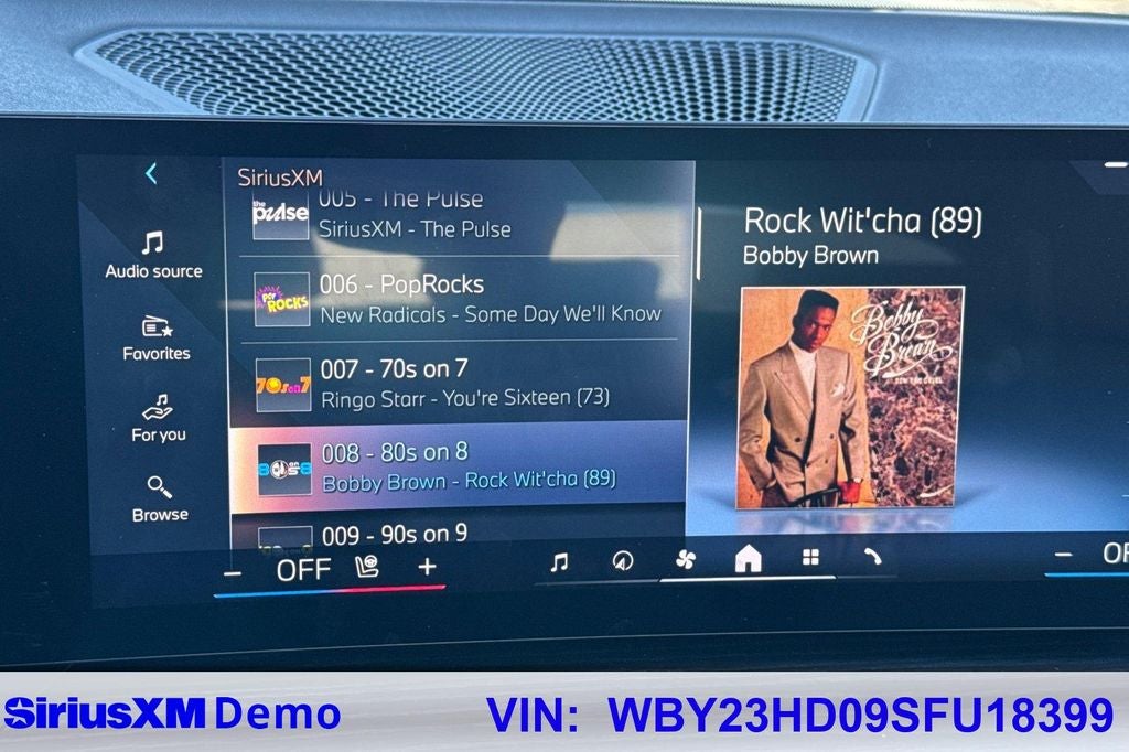 2025 BMW i4 eDrive40