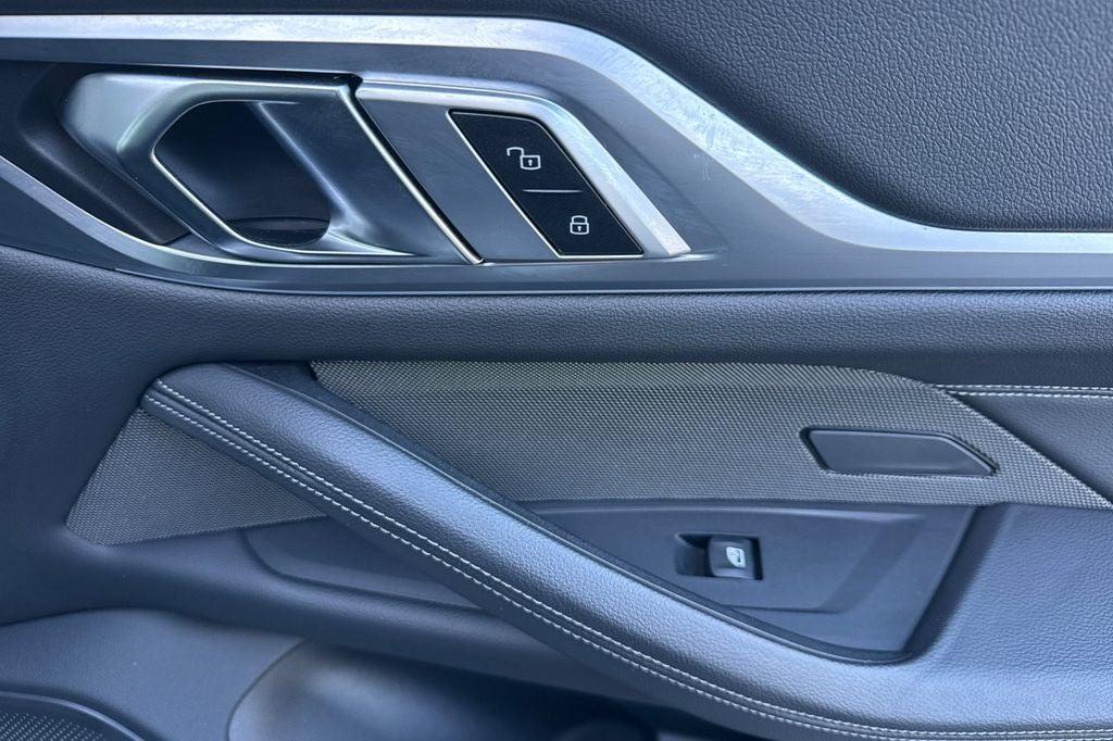 2024 BMW i4 M50
