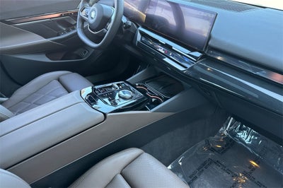 2024 BMW i5 eDrive40