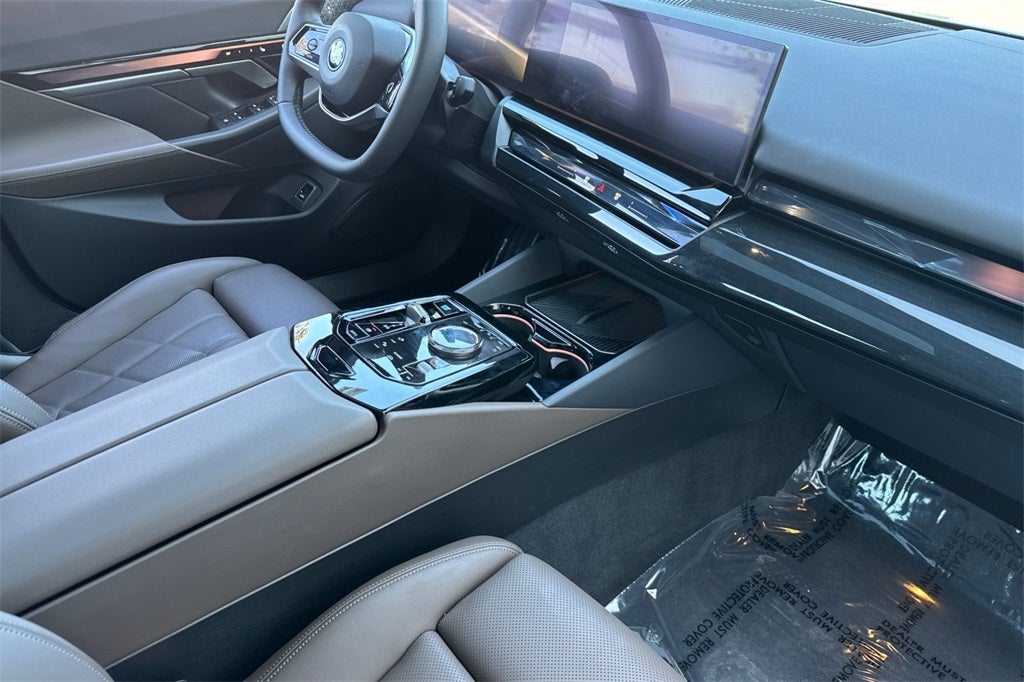 2024 BMW i5 eDrive40