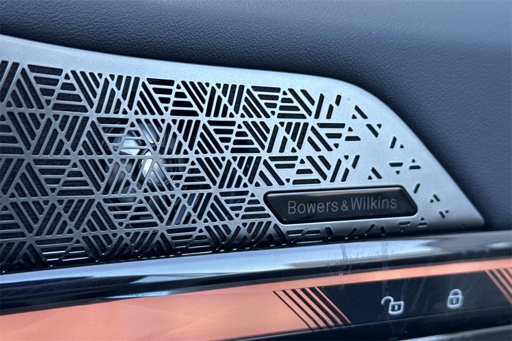 2024 BMW i5 eDrive40