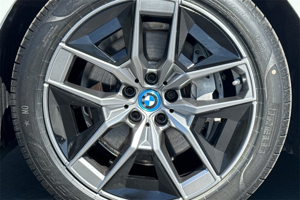 2024 BMW i5 eDrive40