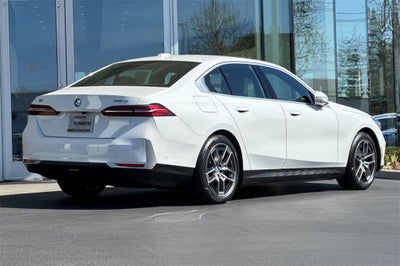 2024 BMW i5 eDrive40