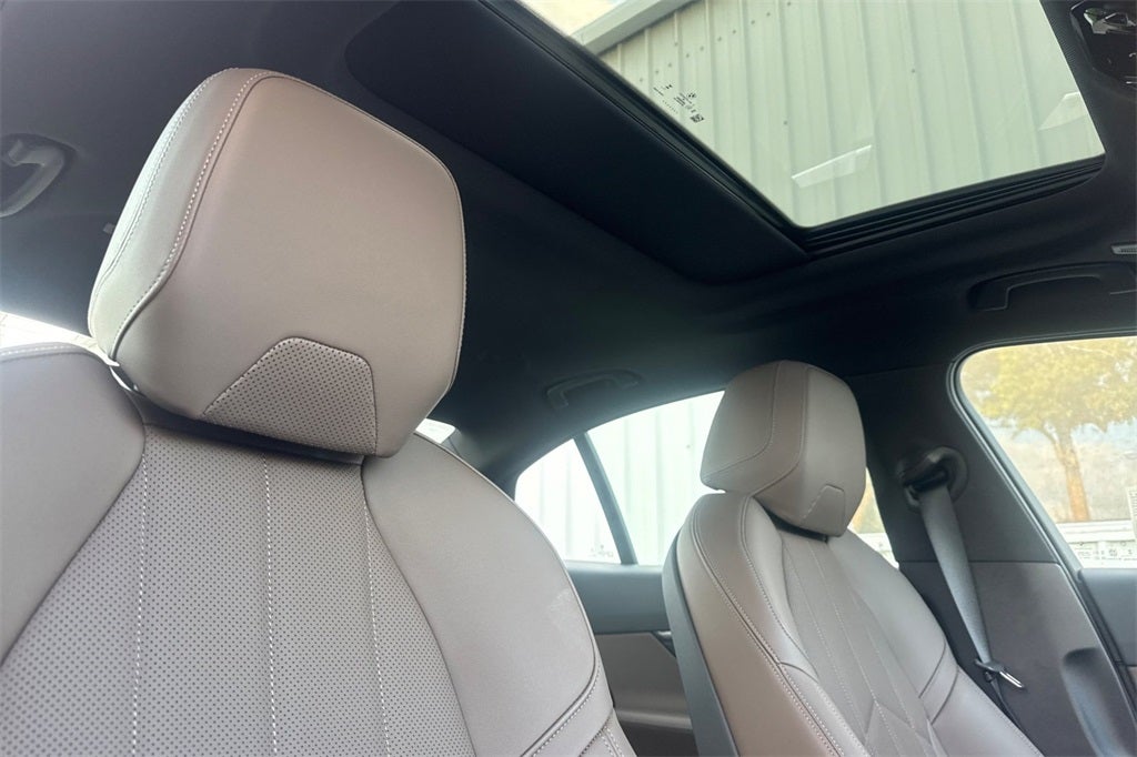 2025 BMW i5 eDrive40