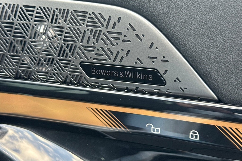 2025 BMW i5 eDrive40