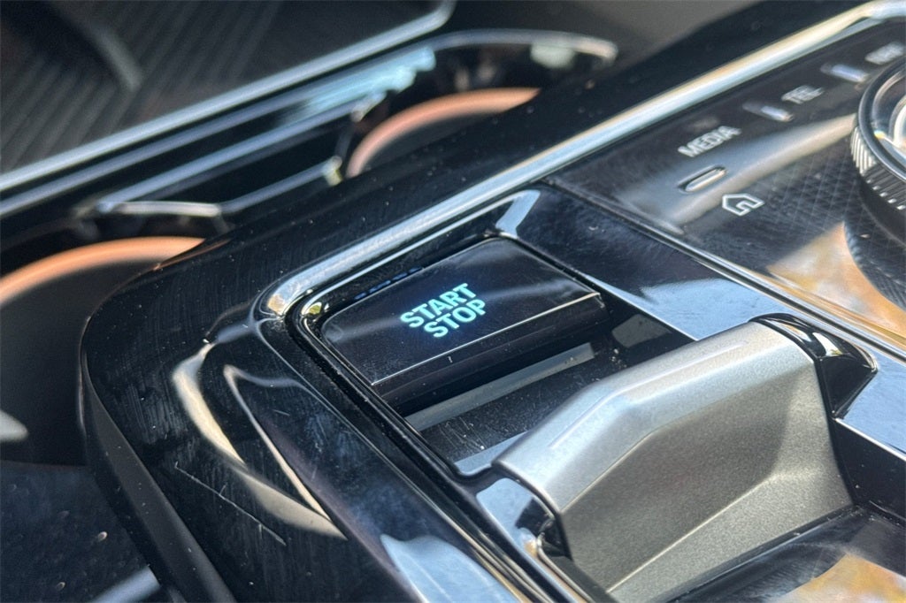 2025 BMW i5 eDrive40