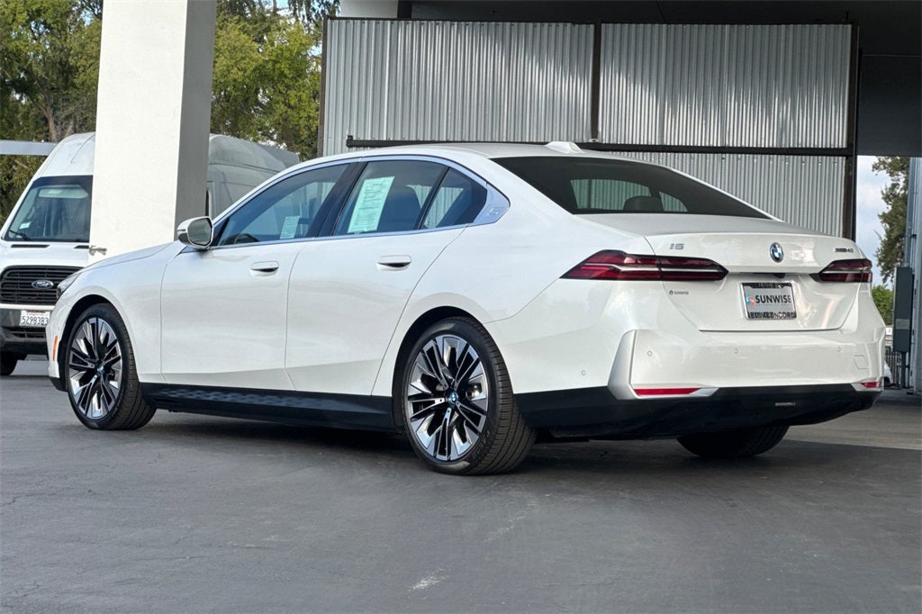 2025 BMW i5 eDrive40