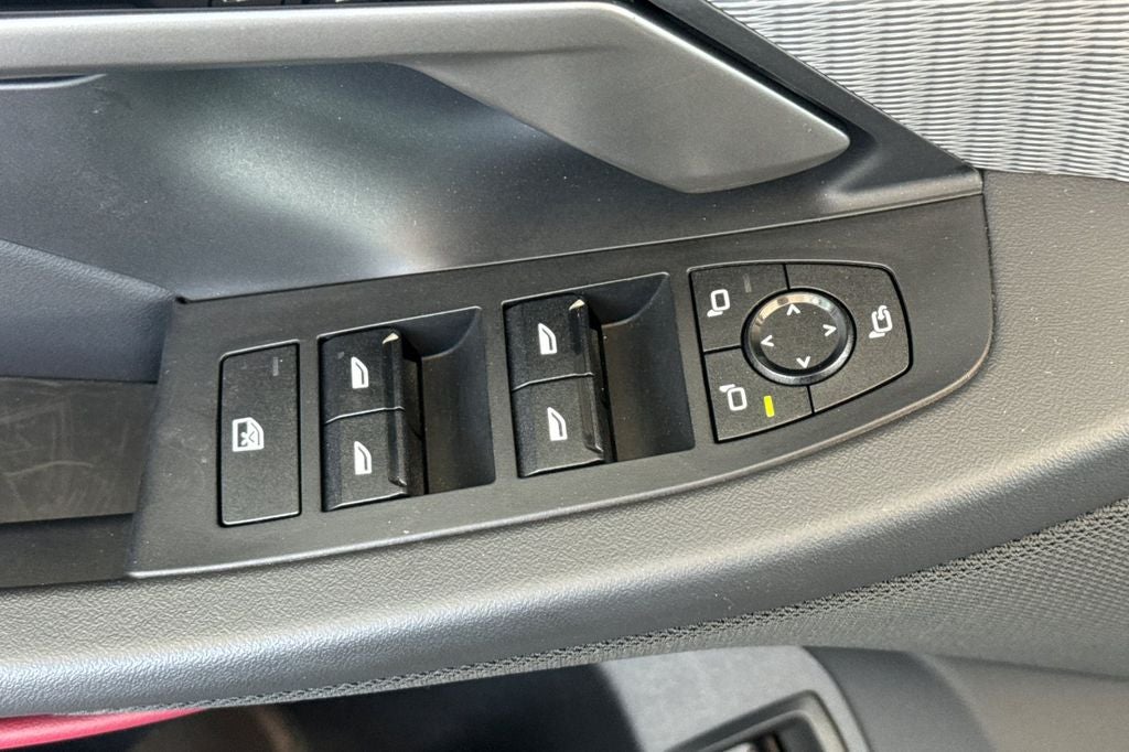 2025 BMW i5 eDrive40
