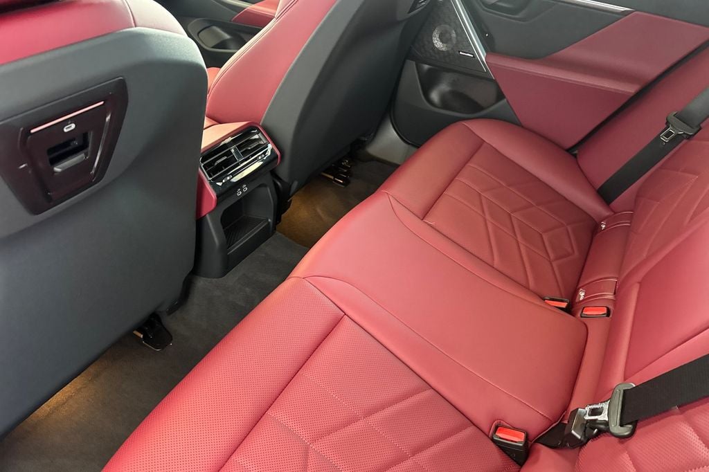2025 BMW i5 eDrive40