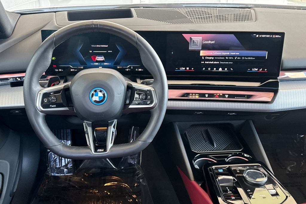 2025 BMW i5 eDrive40