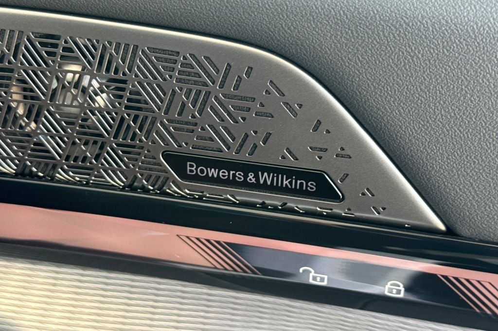 2025 BMW i5 eDrive40