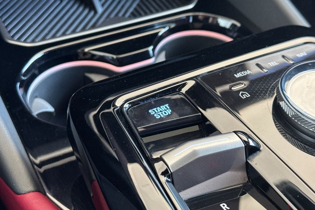 2025 BMW i5 eDrive40