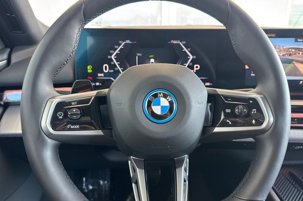 2025 BMW i5 eDrive40