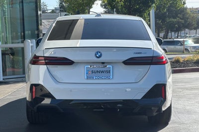 2025 BMW i5 eDrive40