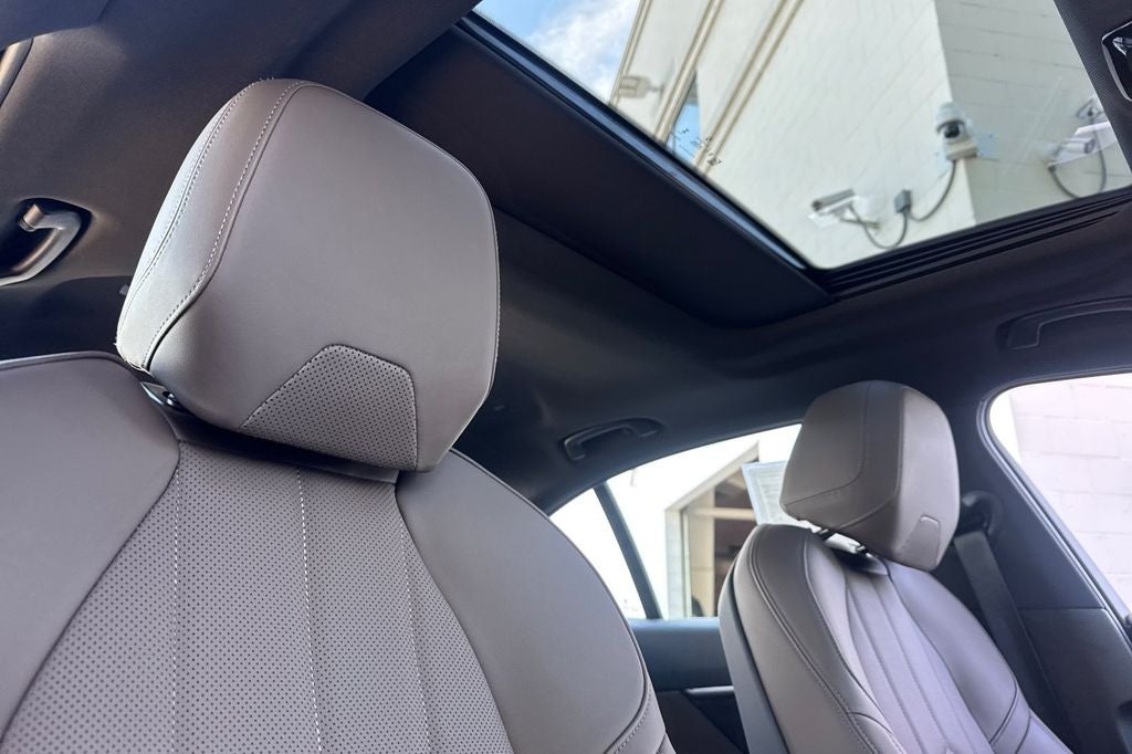 2025 BMW i5 eDrive40