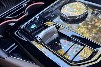 2025 BMW i5 eDrive40