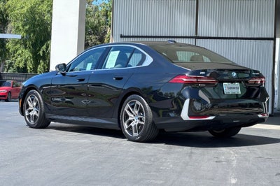 2025 BMW i5 eDrive40